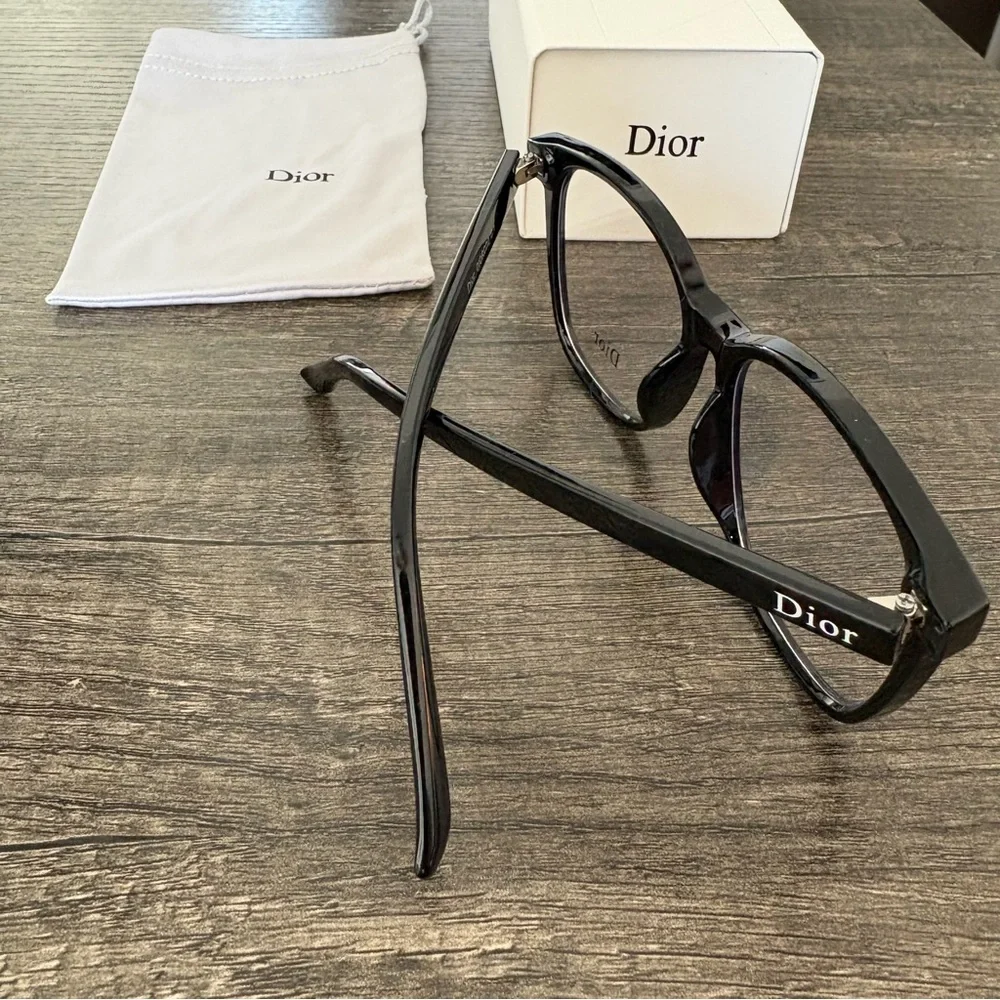 Dior glasses frames accents